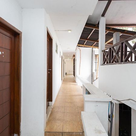 Reddoorz Syariah At Wisma Djokorio Poncokusumo Маланг Екстер'єр фото